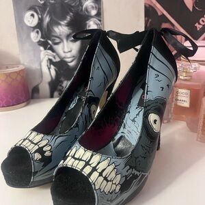 Emo Iron Fist Zombie Peep-Toe Heels
